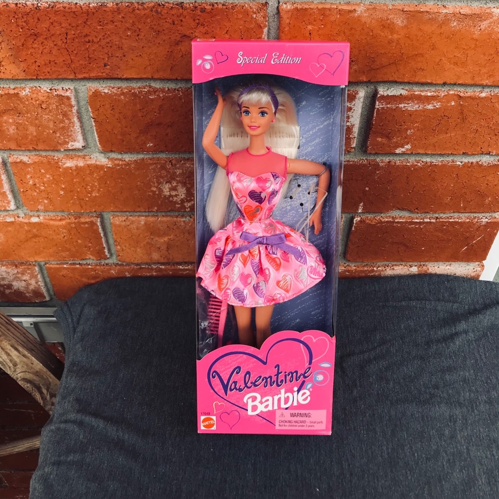 1997 Valentine Barbie doll